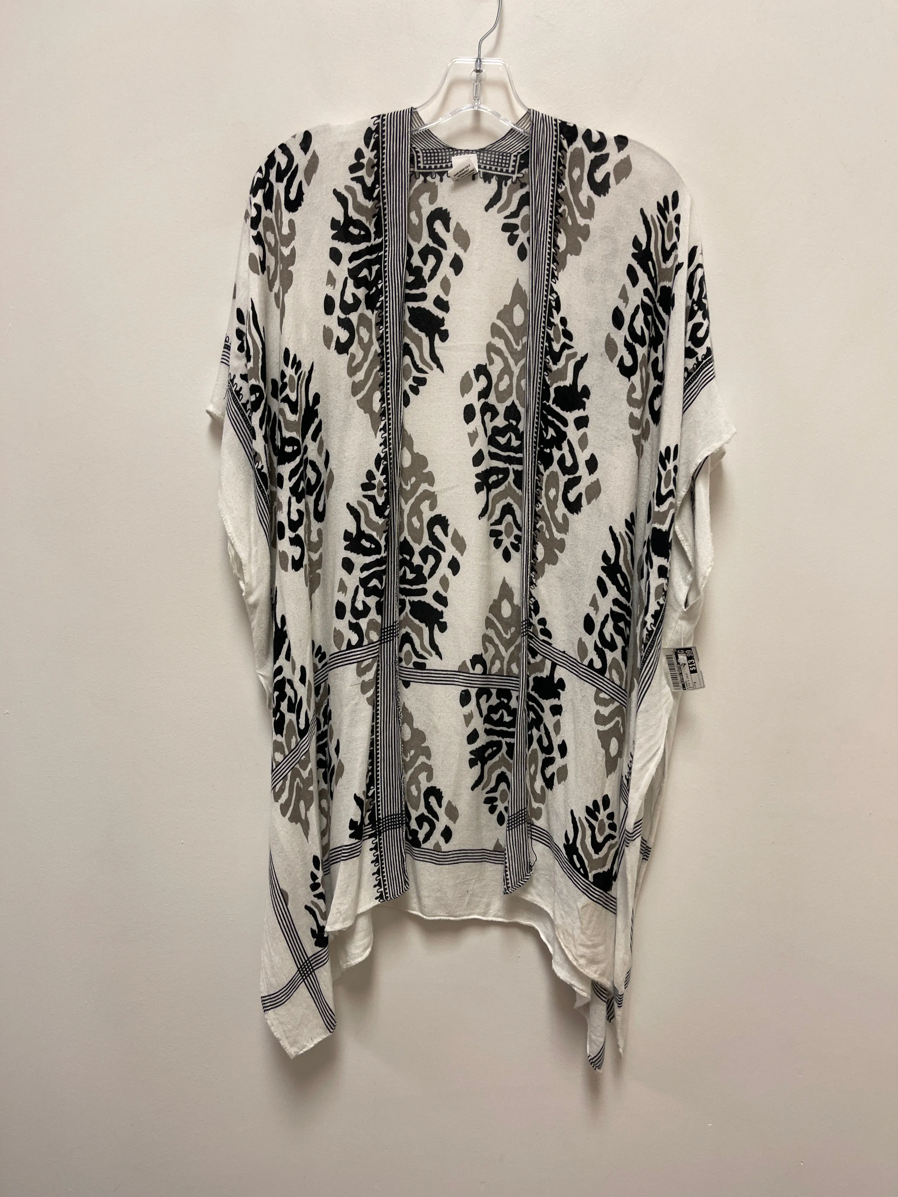 Black & Cream Kimono Clothes Mentor, Size M