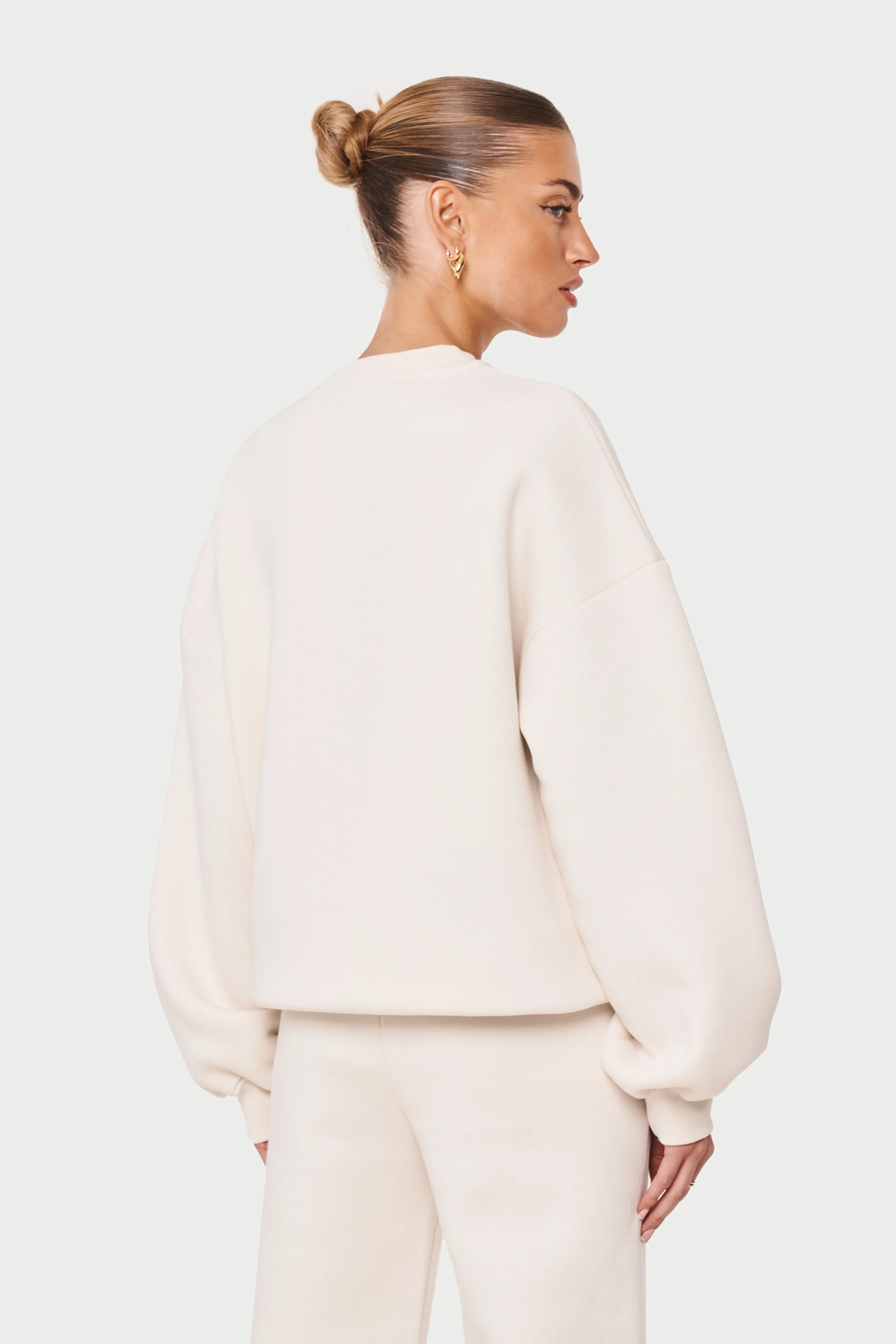 COUTURE SCRIPT PUFF SLEEVE CREW - OFF WHITE