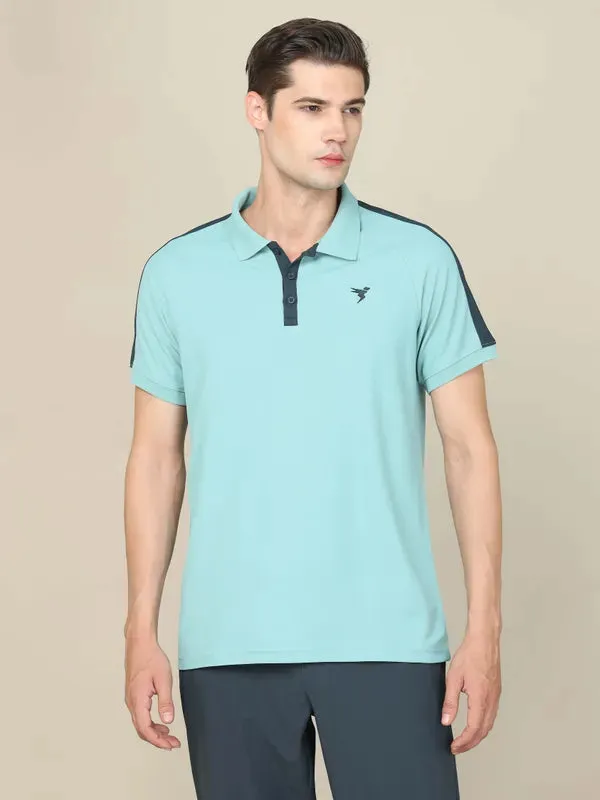 Men Colorblock Slim Fit Polo T-shirt with MATPIQ