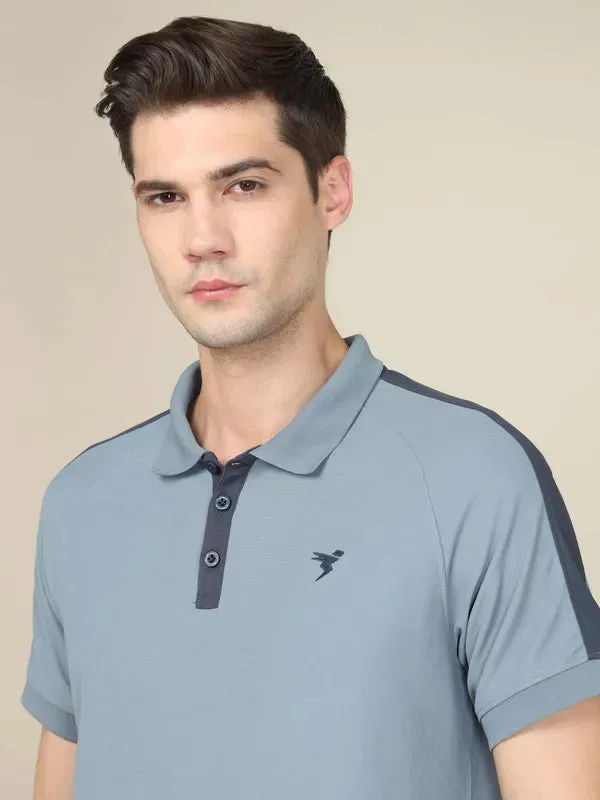 Men Colorblock Slim Fit Polo T-shirt with MATPIQ