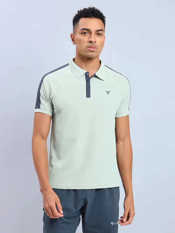 Men Colorblock Slim Fit Polo T-shirt with MATPIQ