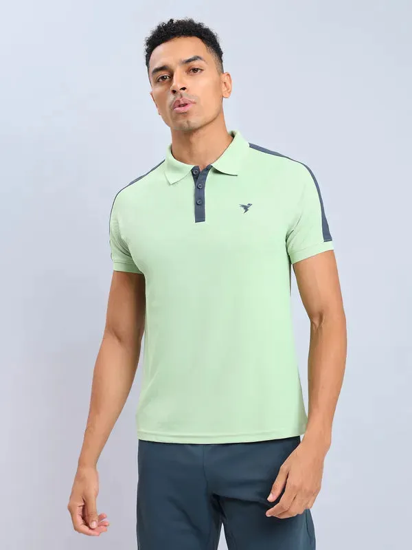 Men Colorblock Slim Fit Polo T-shirt with MATPIQ