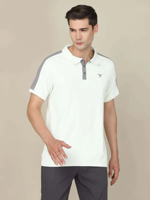 Men Colorblock Slim Fit Polo T-shirt with MATPIQ