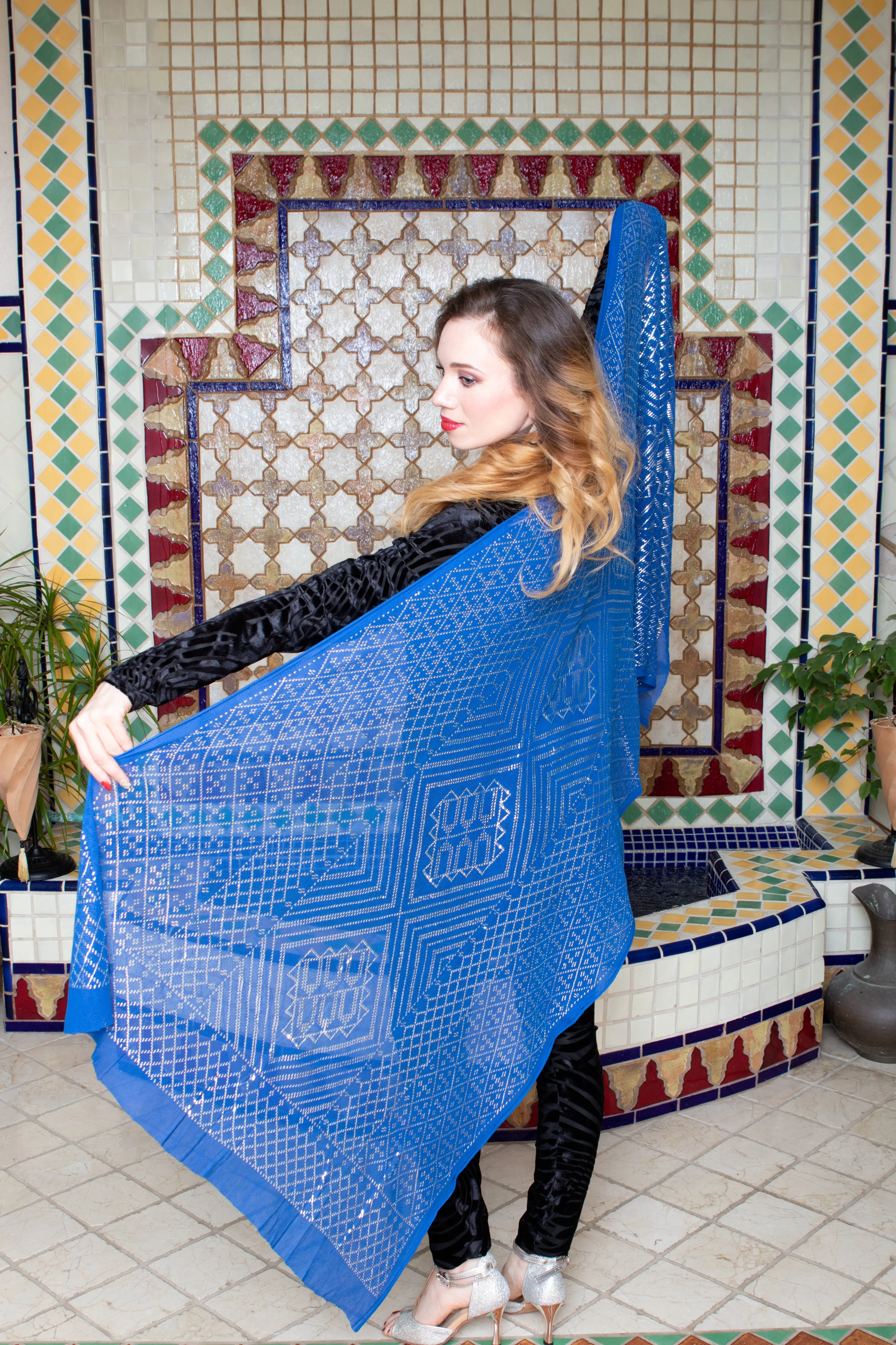 Modern Blue and Silver Assuit Shawl With Multi Diamonds Design