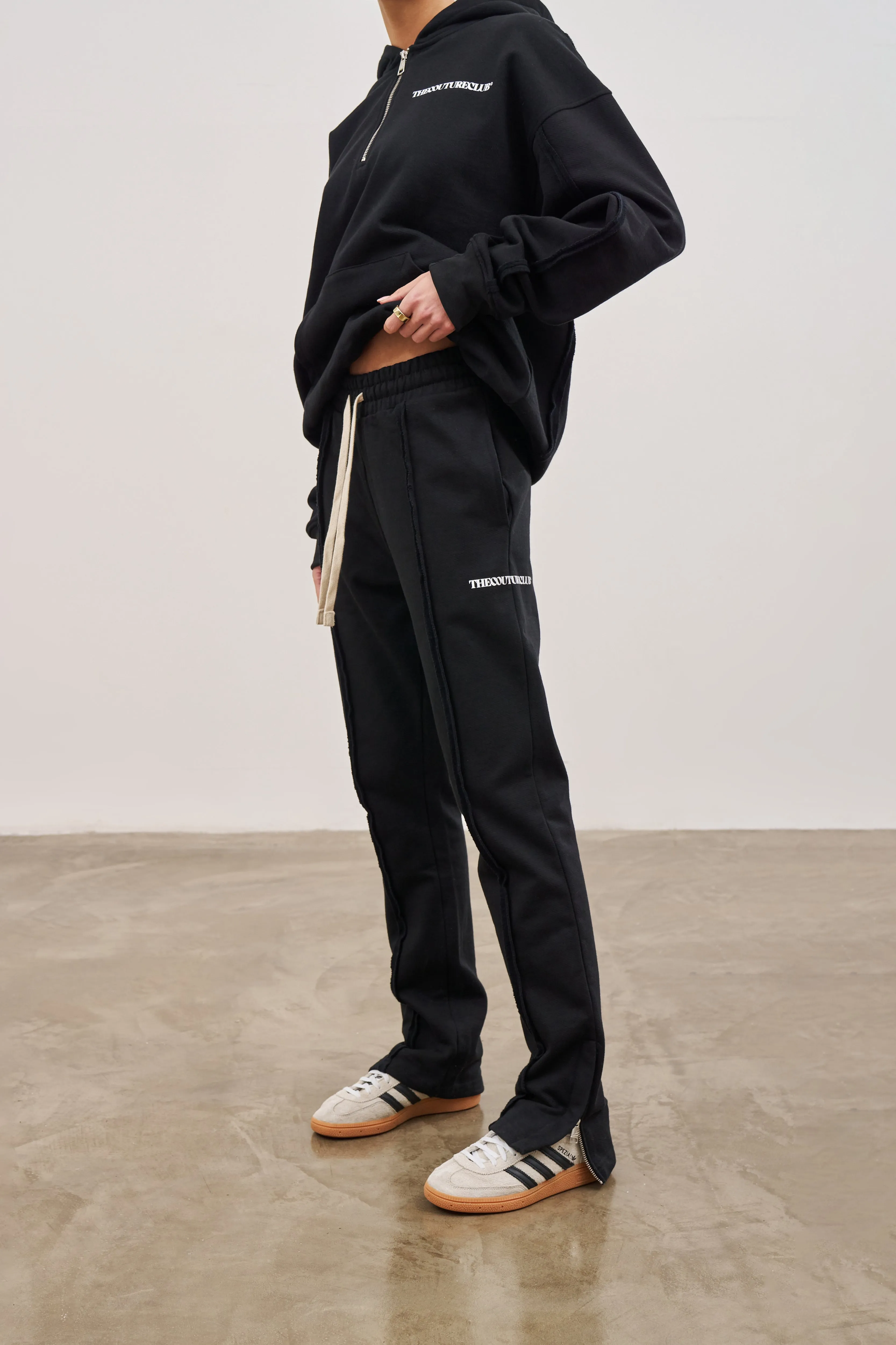 RAW SEAM STRAIGHT LEG JOGGERS - BLACK