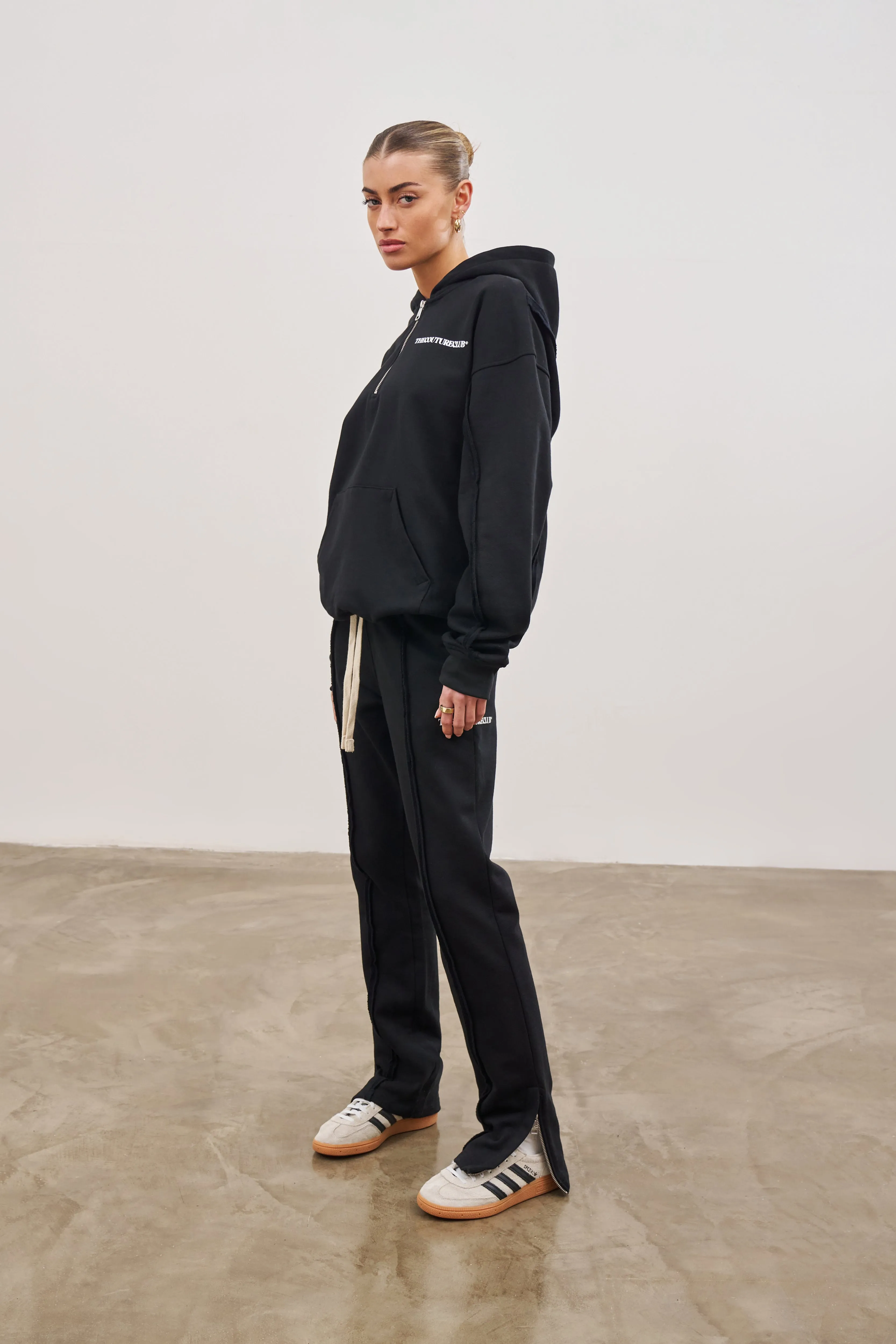 RAW SEAM STRAIGHT LEG JOGGERS - BLACK