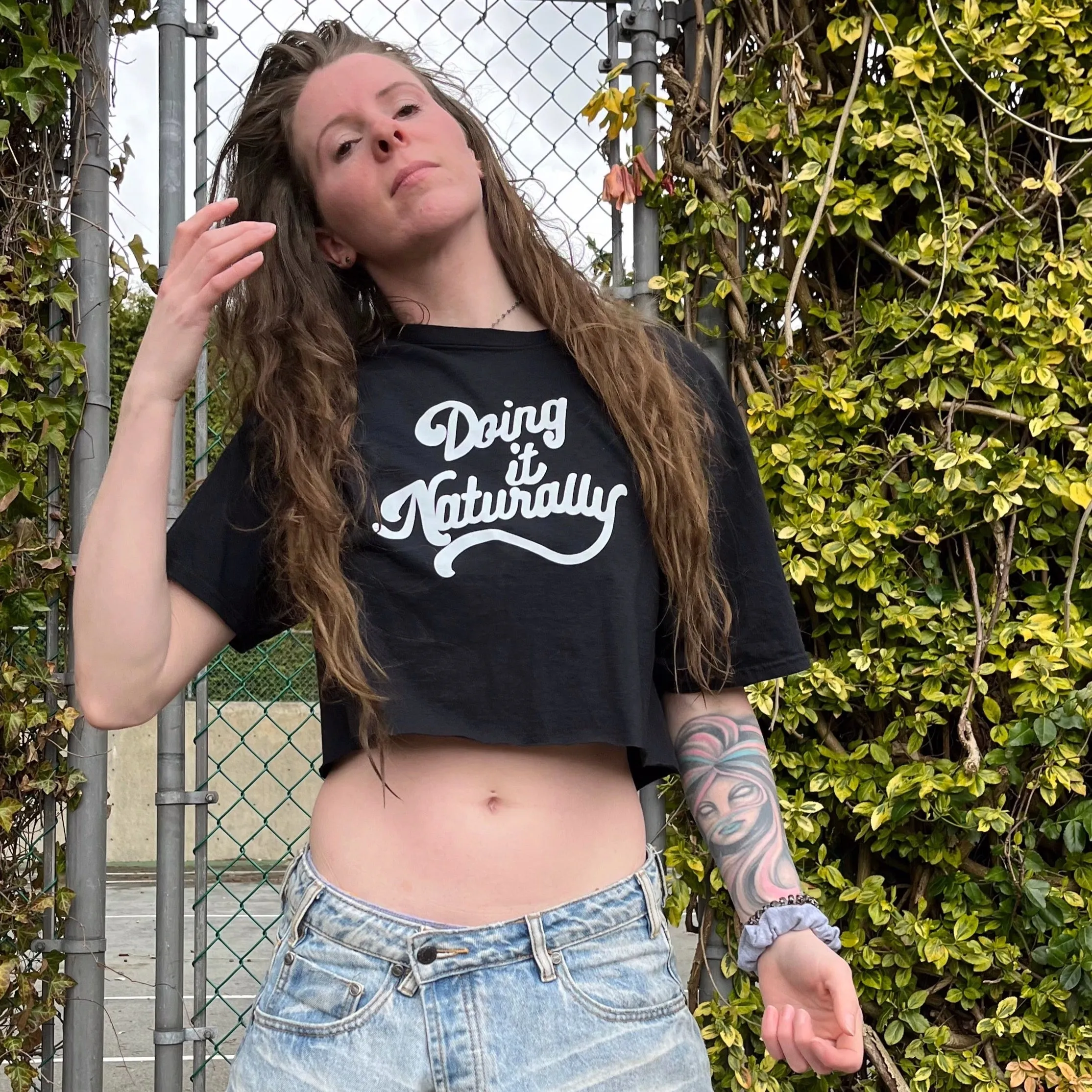 SALE 90’s Cut-Off Crop T Black | Doing it Naturally